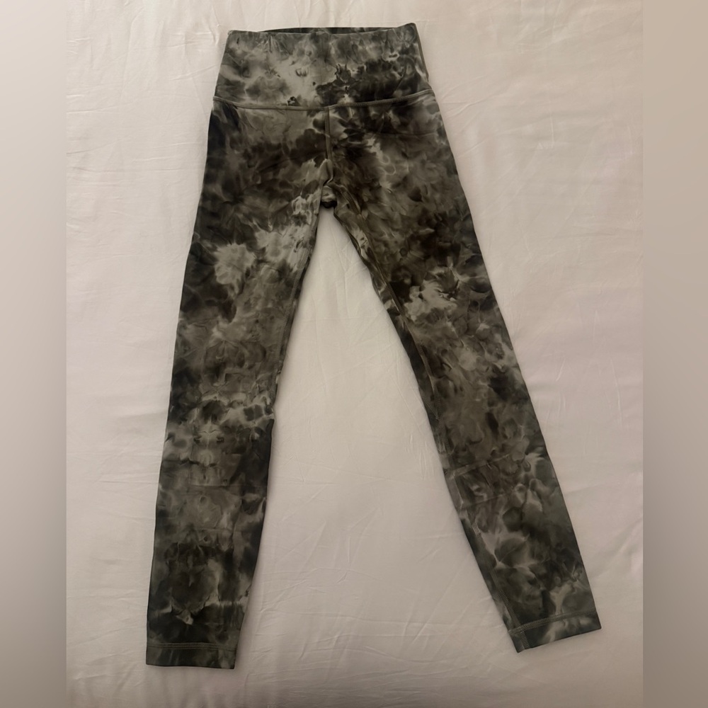 lululemon Align™ High-Rise
Pant 25" size 4